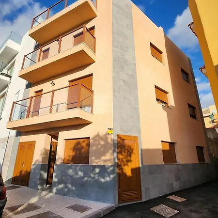Dona Emilia Apartment *