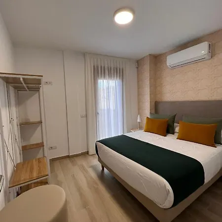 Dona Emilia Costa Adeje (Tenerife)