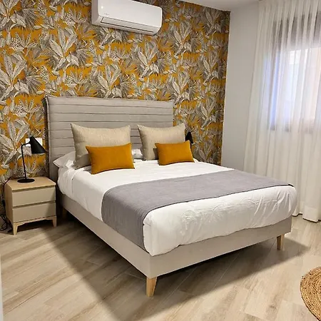 Dona Emilia Costa Adeje (Tenerife)